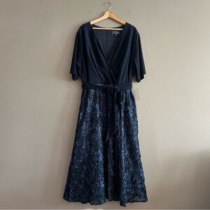 Alex Evenings Tea Length Jersey & Rosette Lace Women’s Dress Formal Navy 24W